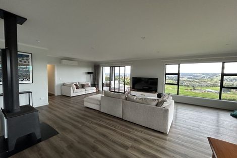 Photo of property in 30 Katania Heights, Brightwater, 7022