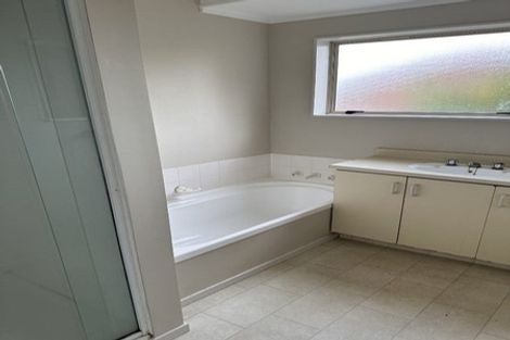 Photo of property in 5b Begonia Way, Greerton, Tauranga, 3112