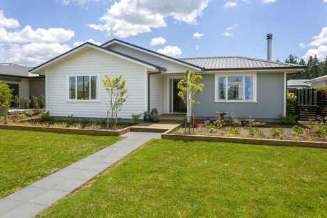 Photo of property in 6 Maison Way, Rangatira Park, Taupo, 3330