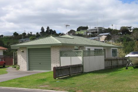 Photo of property in 27 Sunvale Place, Gate Pa, Tauranga, 3112