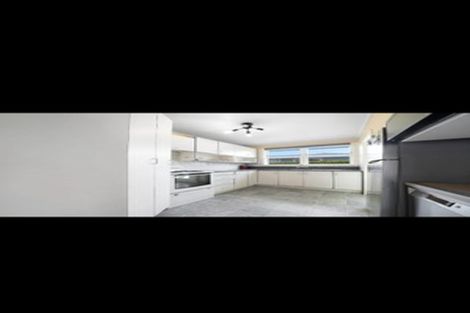 Photo of property in 17 Kayes Road, Pukekohe, 2120