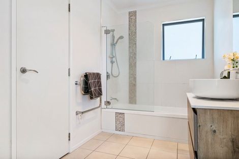 Photo of property in 216a Dickson Road, Papamoa Beach, Papamoa, 3118