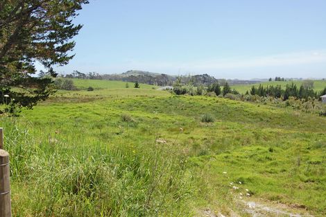 Photo of property in 962a Oneriri Road, Kaiwaka, 0573