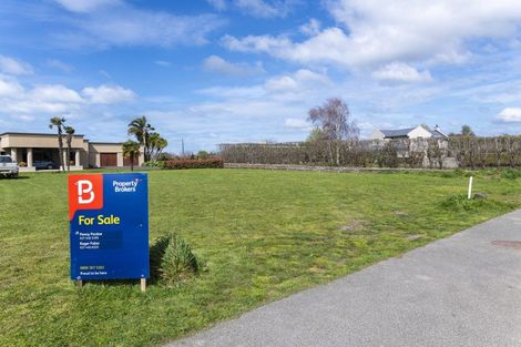 Photo of property in 10 Allan Avenue, Makauri, 4071