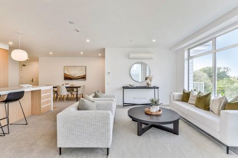 Photo of property in 125 Hibiscus Drive, Orewa, 0931