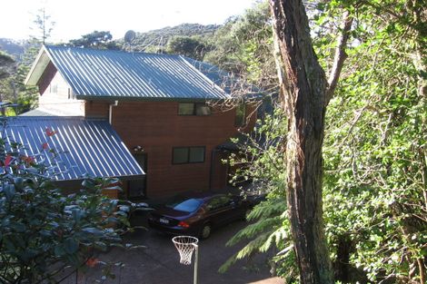 Photo of property in 156 Laingholm Drive, Laingholm, Auckland, 0604