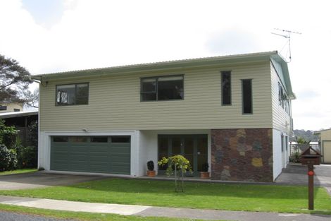 Photo of property in 60 The Terrace, Herald Island, Auckland, 0618