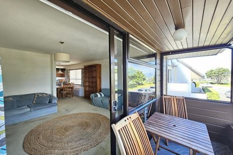 Photo of property in 13 Tamahine Street, Maupuia, Wellington, 6022