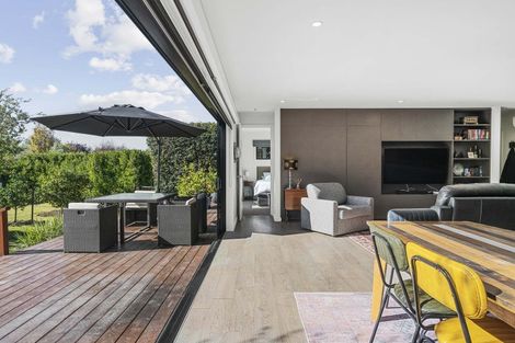 Photo of property in 2 Burgundy Drive, Martinborough, 5711