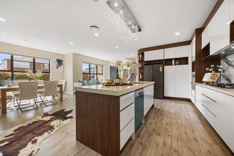 Photo of property in 67 Drumbuoy Drive, Flat Bush, Auckland, 2019