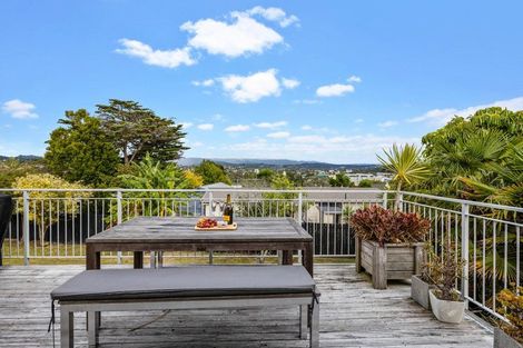 Photo of property in 1a Pleasant Road, Glen Eden, Auckland, 0602