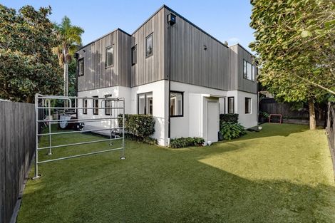 Photo of property in 142 Upland Road, Remuera, Auckland, 1050