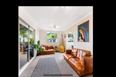 Photo of property in 11 Akron Grove, Totara Park, Upper Hutt, 5018