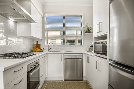 Photo of property in 52 Walter Merton Road, Hobsonville, Auckland, 0616