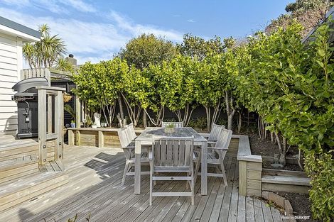 Photo of property in 70 Dundas Street, Seatoun, Wellington, 6022