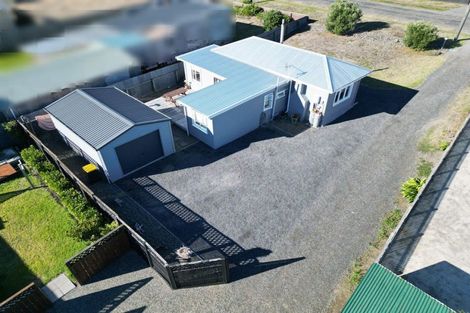 Photo of property in 15 Roore Street, Foxton Beach, Foxton, 4815