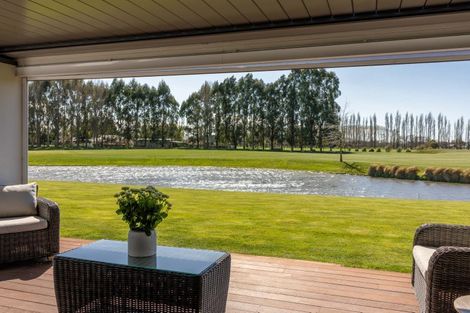 Photo of property in 52 Mapleham Drive, Pegasus, 7612