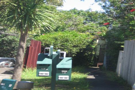 Photo of property in 2/13 Gladys Avenue, Glenfield, Auckland, 0629