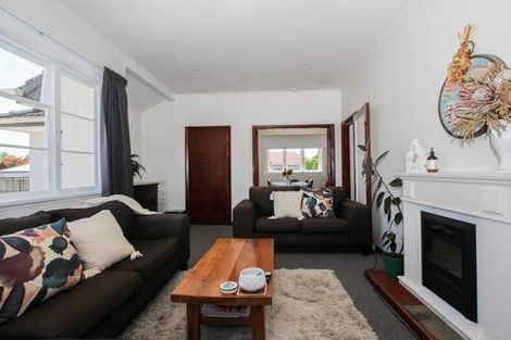 Photo of property in 2 Bains Avenue, Hamilton East, Hamilton, 3216