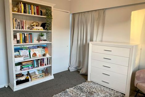 Photo of property in 13 East Street, Papakura, 2110