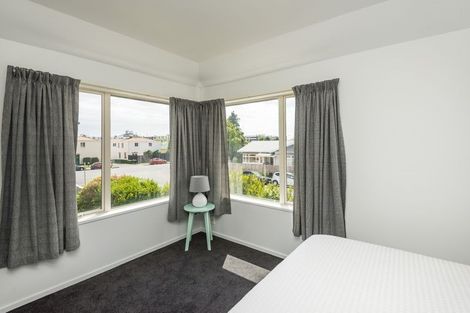 Photo of property in 2/2 Broadbent Street, Riccarton, Christchurch, 8041