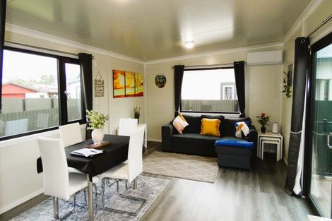 Photo of property in 41 Russell Street, Westport, 7825