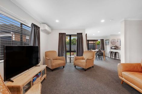 Photo of property in 25 Kahira Crescent, Papamoa Beach, Papamoa, 3118