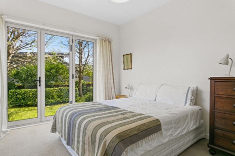 Photo of property in 35 Shepherd Road, Waipahihi, Taupo, 3330