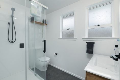 Photo of property in 88 Huatoki Street, Vogeltown, New Plymouth, 4310