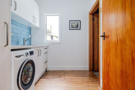 Photo of property in 48 Miro Street, Takaro, Palmerston North, 4410