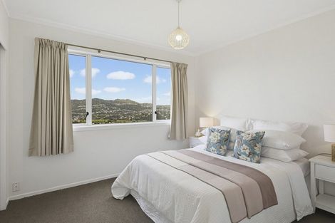 Photo of property in 8a Ceres Crescent, Johnsonville, Wellington, 6037