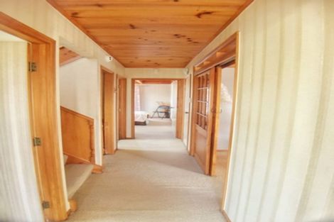 Photo of property in 38 Marina View Drive, West Harbour, Auckland, 0618