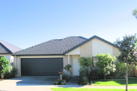 Photo of property in 32 Espalier Drive, Henderson, Auckland, 0612