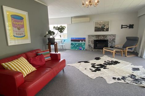 Photo of property in 14 Papawai Road, Greytown, 5712