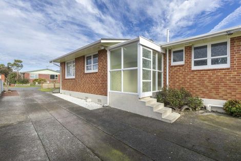 Photo of property in 10 Severn Place, Spotswood, New Plymouth, 4310