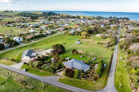 Photo of property in 22 Appleby Street, Hampden, 9410