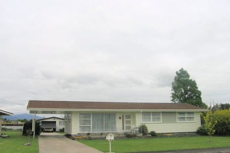 Photo of property in 17 Mount Avenue, Te Aroha, 3320