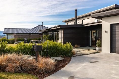 Photo of property in 32 Niger Street, Wanaka, 9305