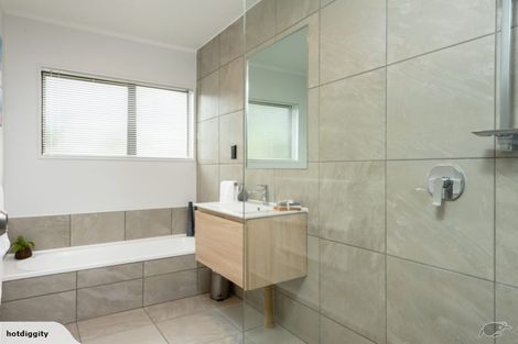 Photo of property in 9 Jefferson Place, Brookfield, Tauranga, 3110