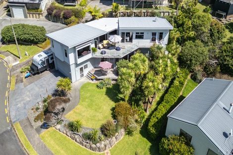 Photo of property in 112 Oratia Place, Onemana, Whangamata, 3691
