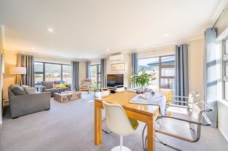 Photo of property in 51 Brian Morgan Terrace, Wainuiomata, Lower Hutt, 5014