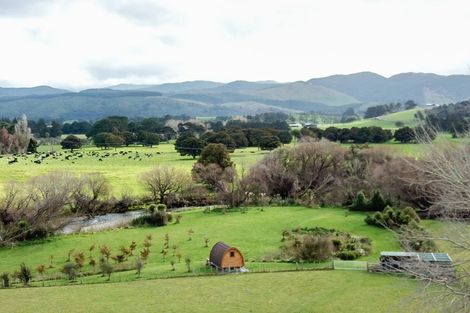 Photo of property in 65a Connollys Line, Carterton, 5713