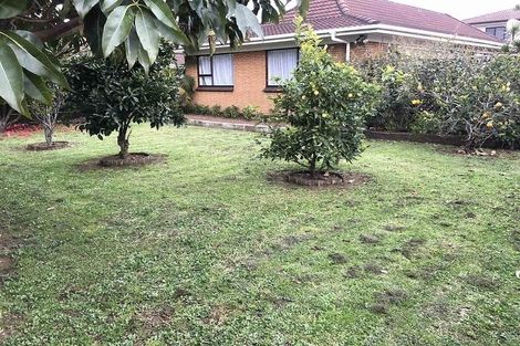 Photo of property in 2 Mangarata Avenue, Papatoetoe, Auckland, 2025