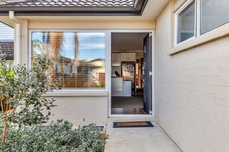 Photo of property in 32 Keepers Drive, Gulf Harbour, Whangaparaoa, 0930