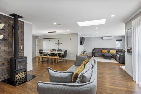 Photo of property in 7a Iwa-iti Street, Waitara, 4320