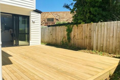 Photo of property in 3c Glennandrew Drive, Half Moon Bay, Auckland, 2012