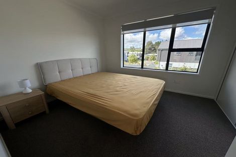 Photo of property in 55 Manarini Road, Westgate, Auckland, 0614