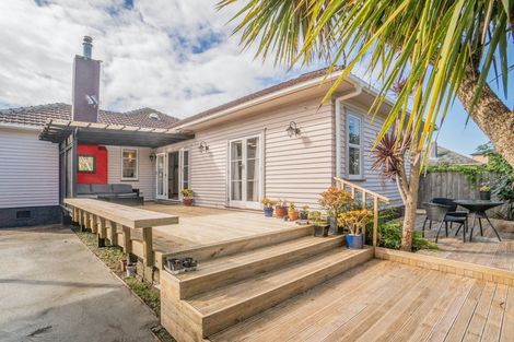 Photo of property in 162 Rosebank Road, Avondale, Auckland, 1026