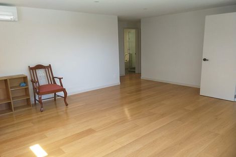 Photo of property in 17a Winscombe Street, Belmont, Auckland, 0622