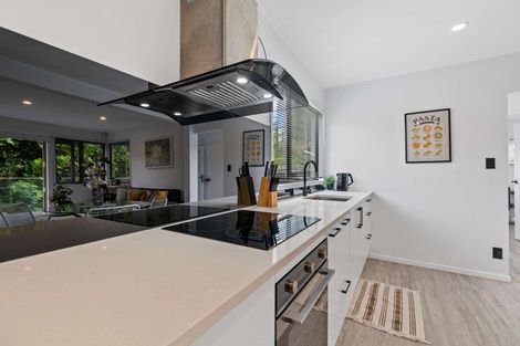 Photo of property in 16 Shelly Beach Road, Shelly Beach, Helensville, 0874